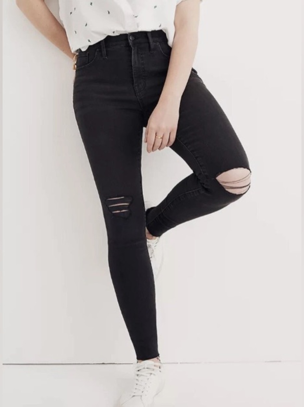 MADEWELL Women’s Black Distressed 9” Mid-Rise Skinny Denim Jeans